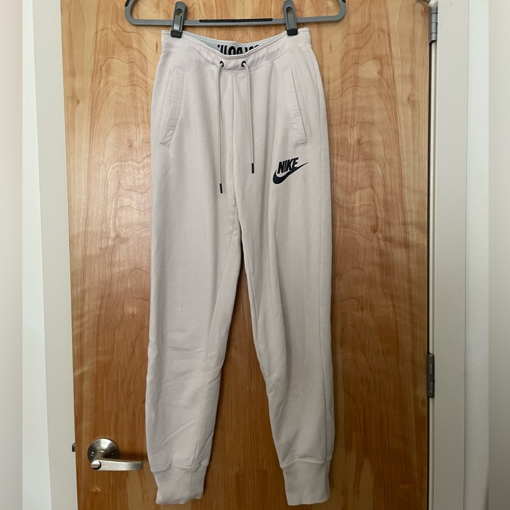 Nike XS Joggers